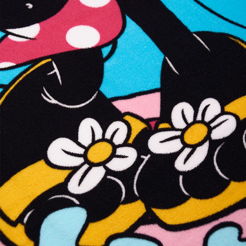 PONCHO-MINNIE-zoom