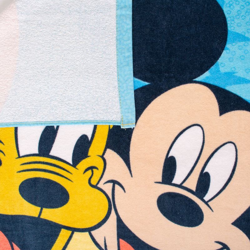 5796-toallon-mickey-pluto-zoom