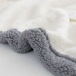 6160-Manta-Sherpa-MICKEY_3.jpg
